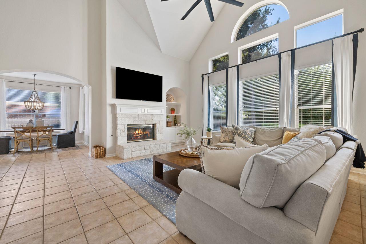 2649 Henley Dr, Round Rock, TX 78681