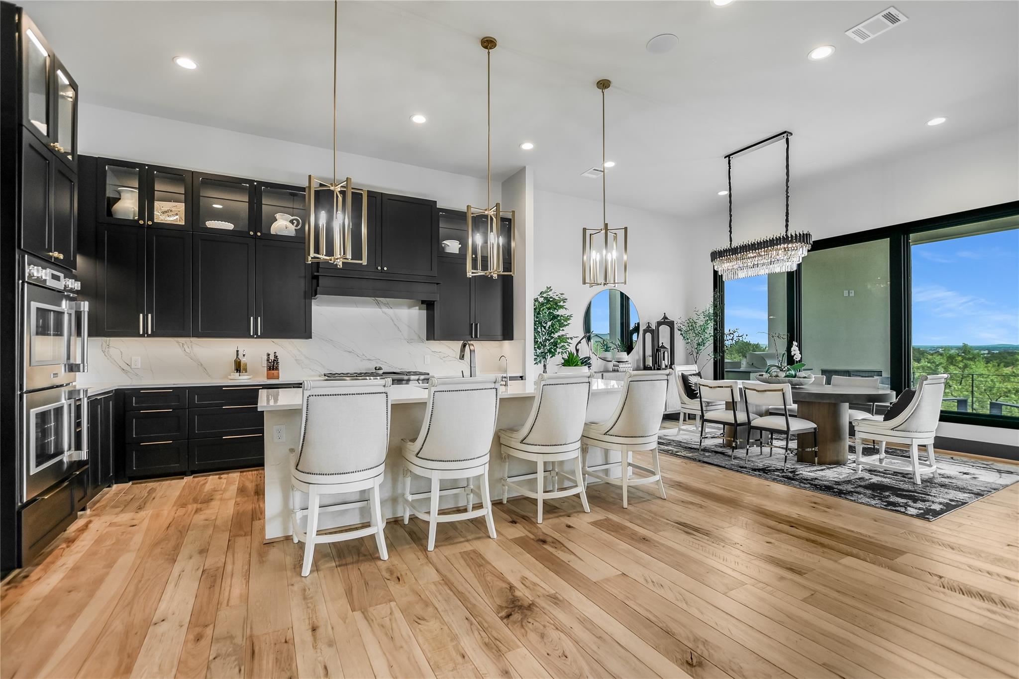 101 Shadow Mtn, Horseshoe Bay, TX 78657