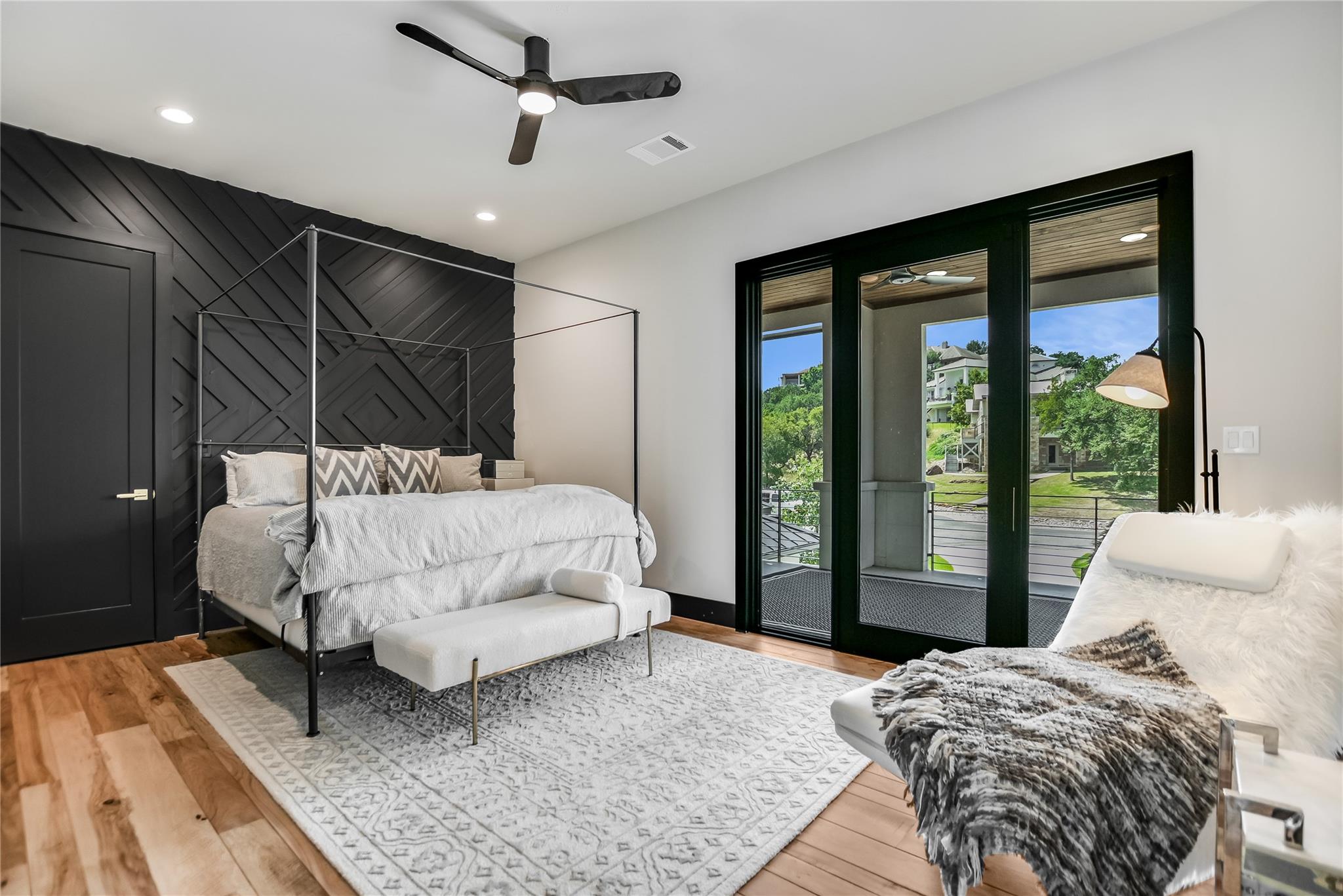 101 Shadow Mtn, Horseshoe Bay, TX 78657