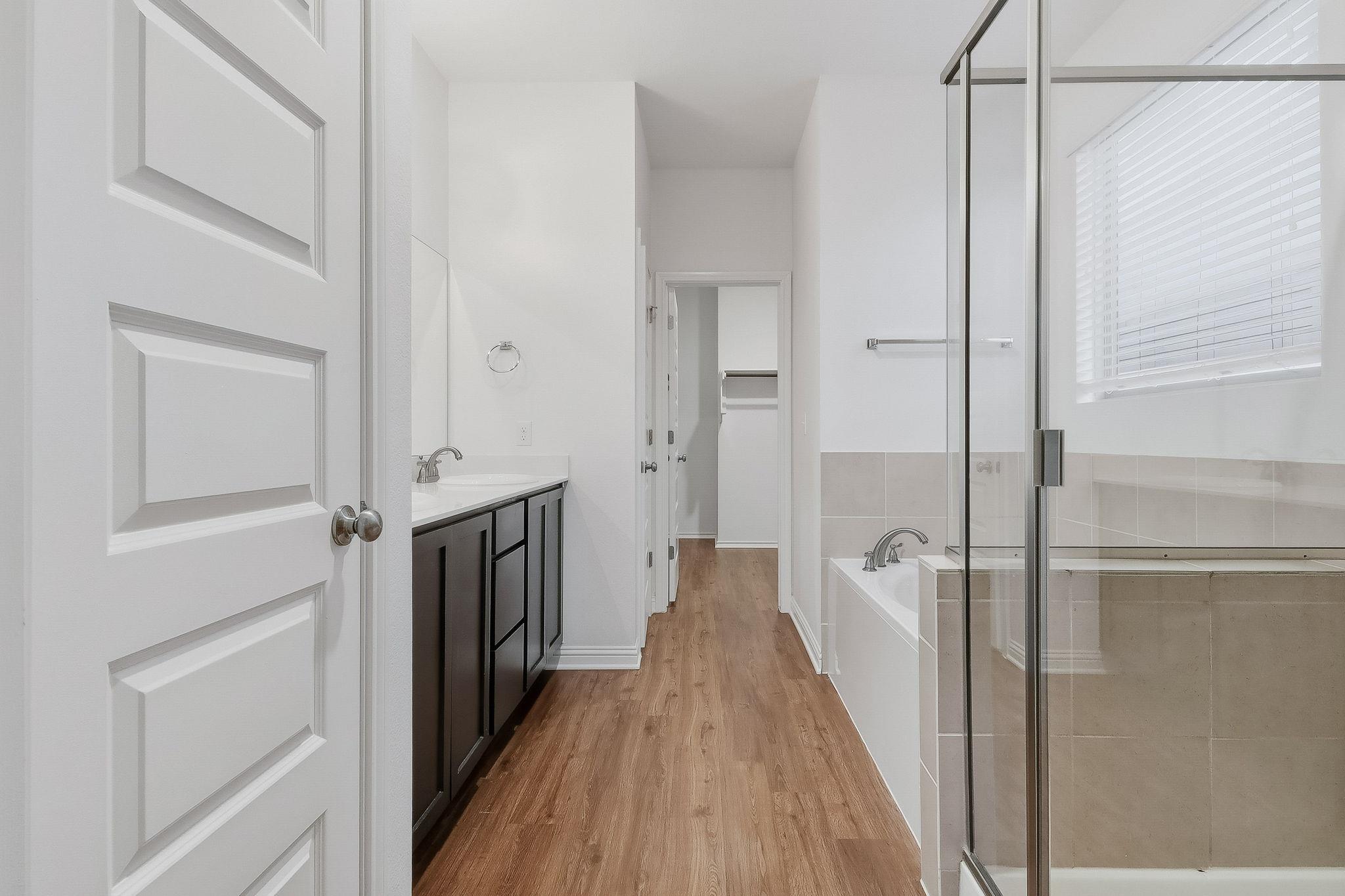 8001 Dampton Ln, Austin, TX 78744