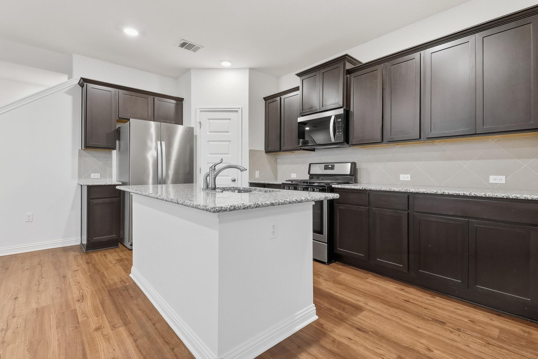 8001 Dampton Ln, Austin, TX 78744