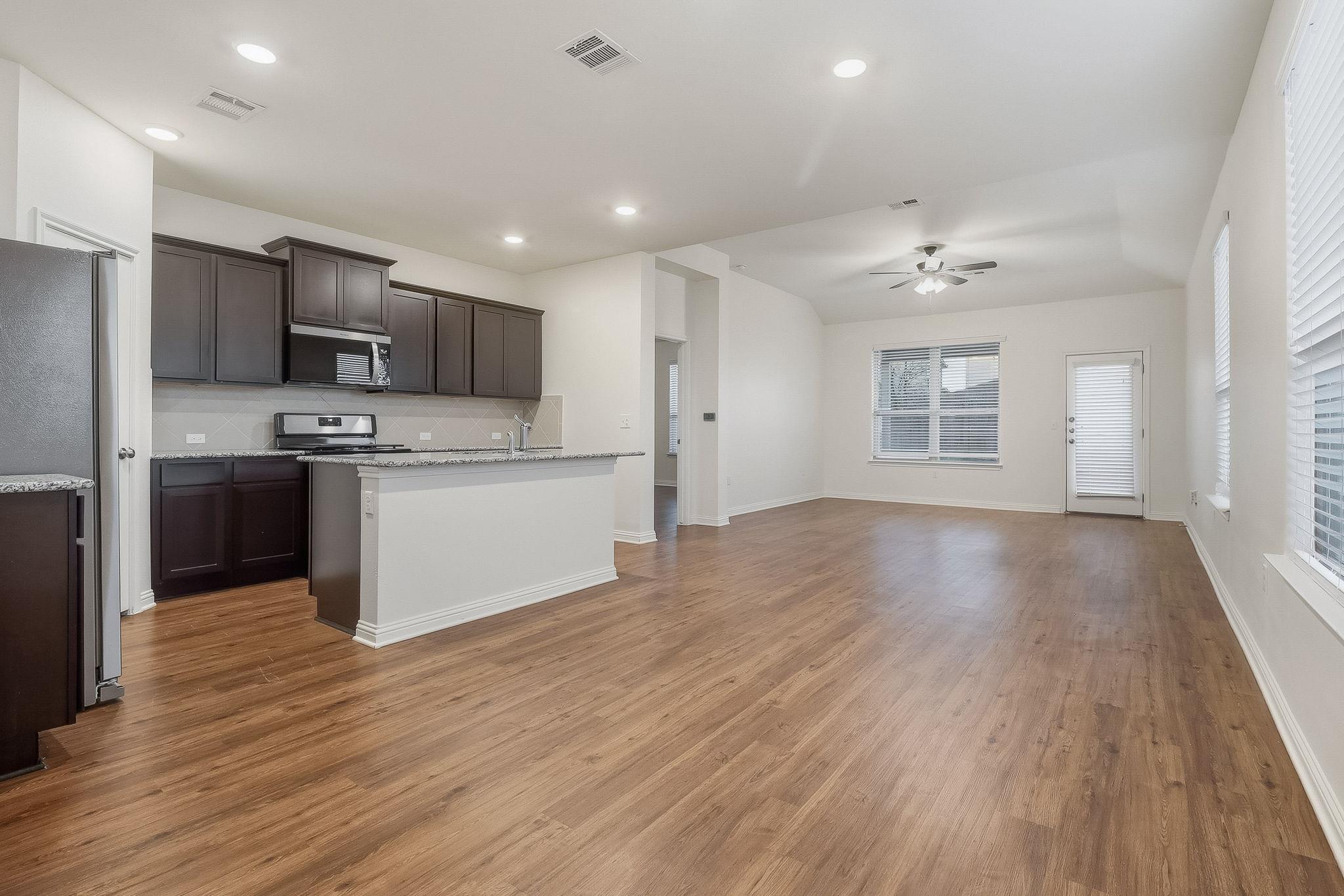 8001 Dampton Ln, Austin, TX 78744