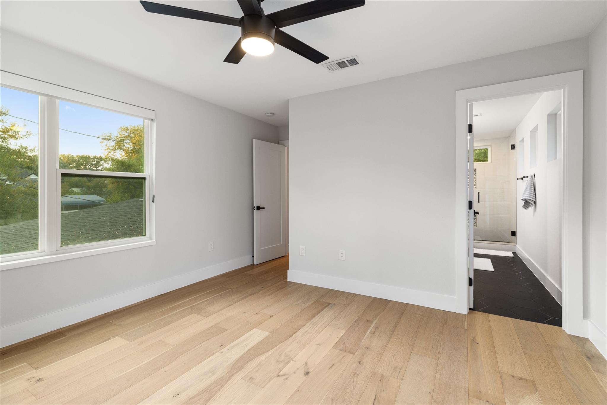 909 Philco Dr # 2, Austin, TX 78745