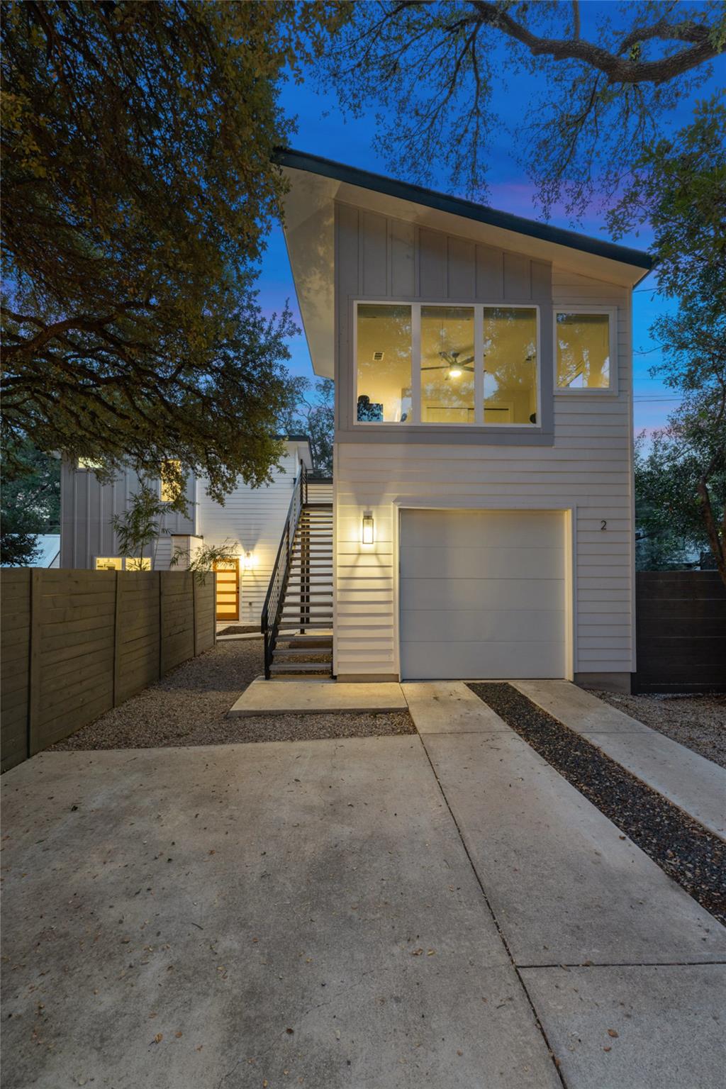909 Philco Dr # 2, Austin, TX 78745