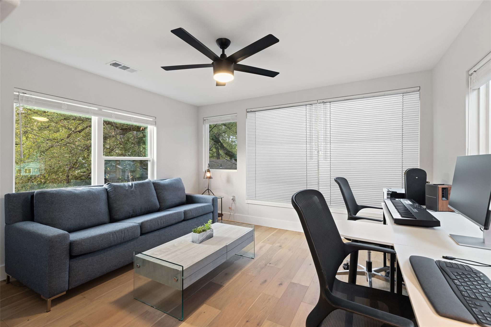 909 Philco Dr # 2, Austin, TX 78745