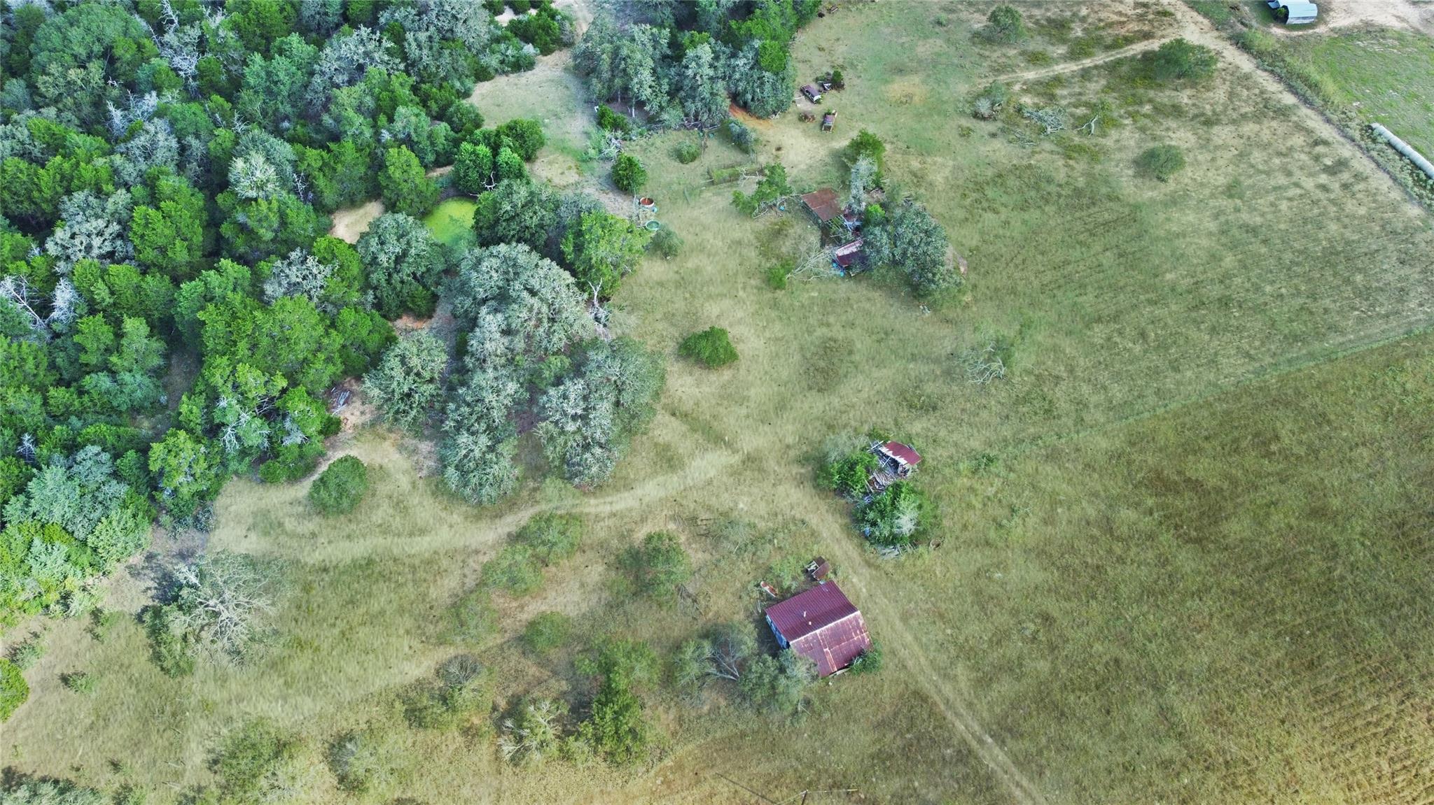 171 Flower Hill Rd, Smithville, TX 78957