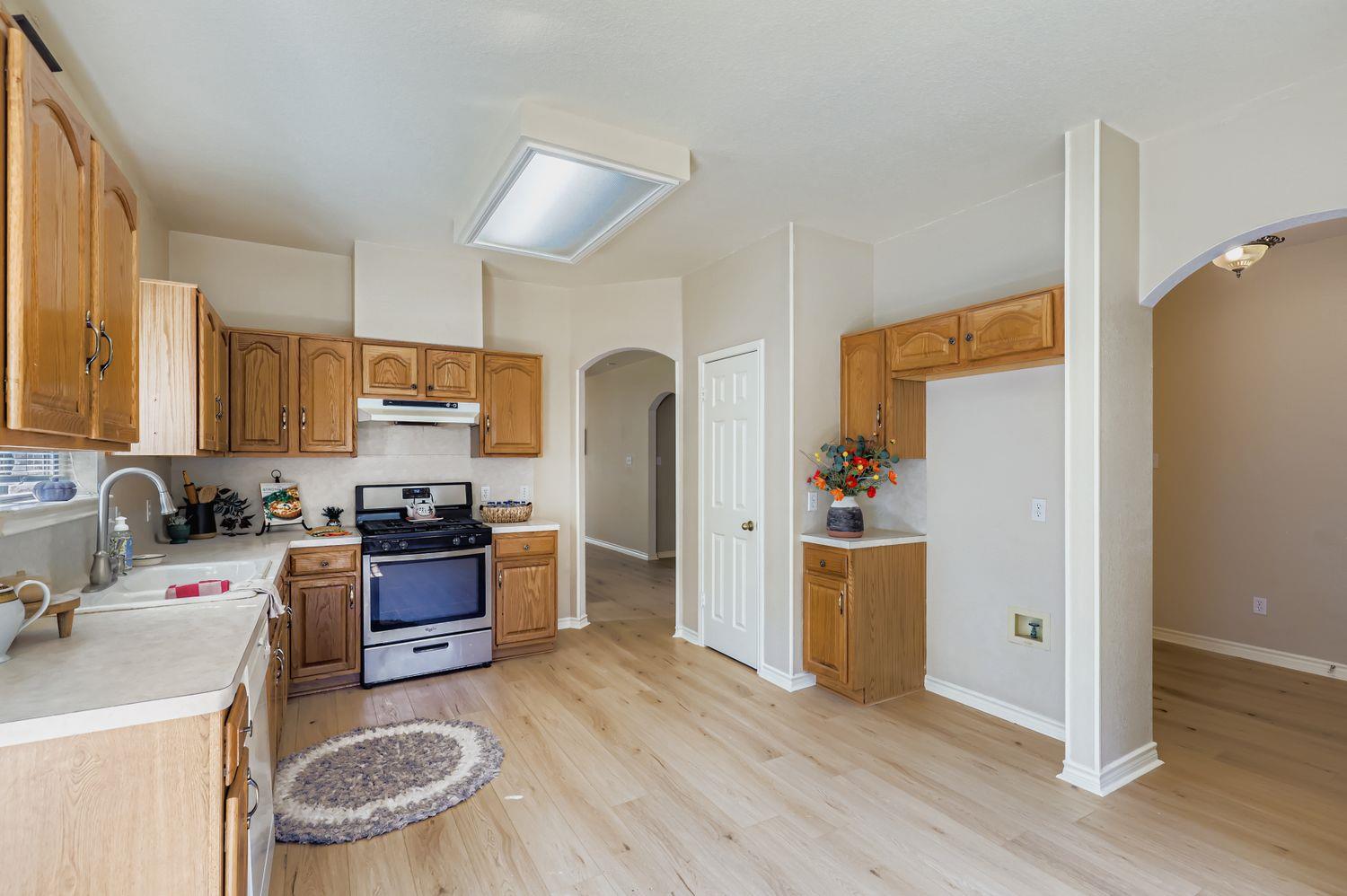 12423 Los Indios Trl, Austin, TX 78729