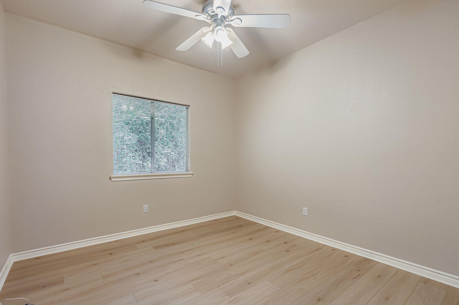 12423 Los Indios Trl, Austin, TX 78729