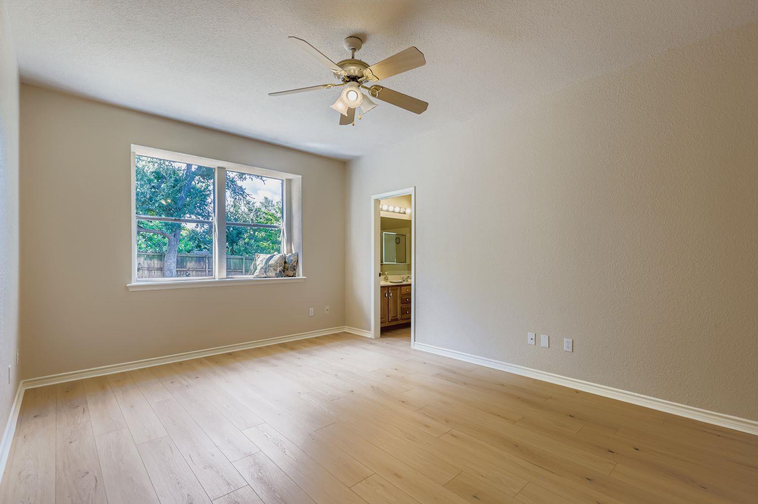 12423 Los Indios Trl, Austin, TX 78729