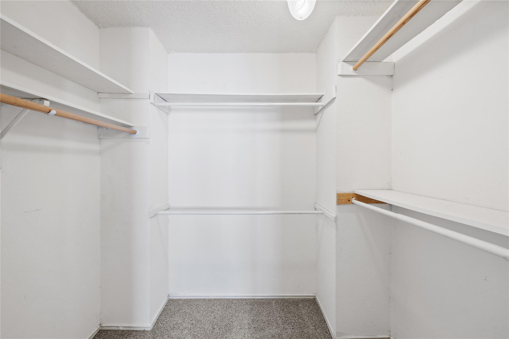 10900 Watchful Fox Dr, Austin, TX 78748