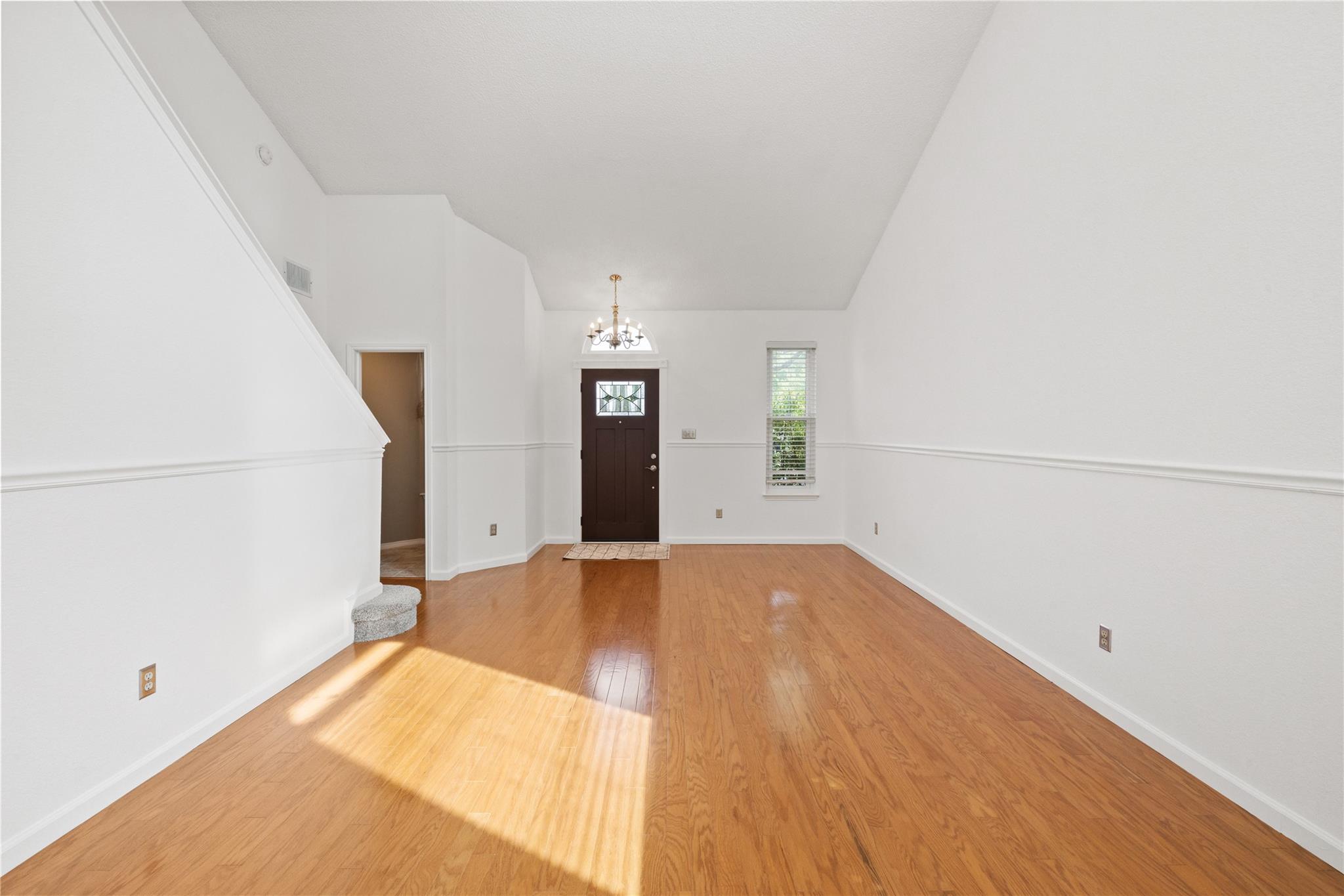 10900 Watchful Fox Dr, Austin, TX 78748