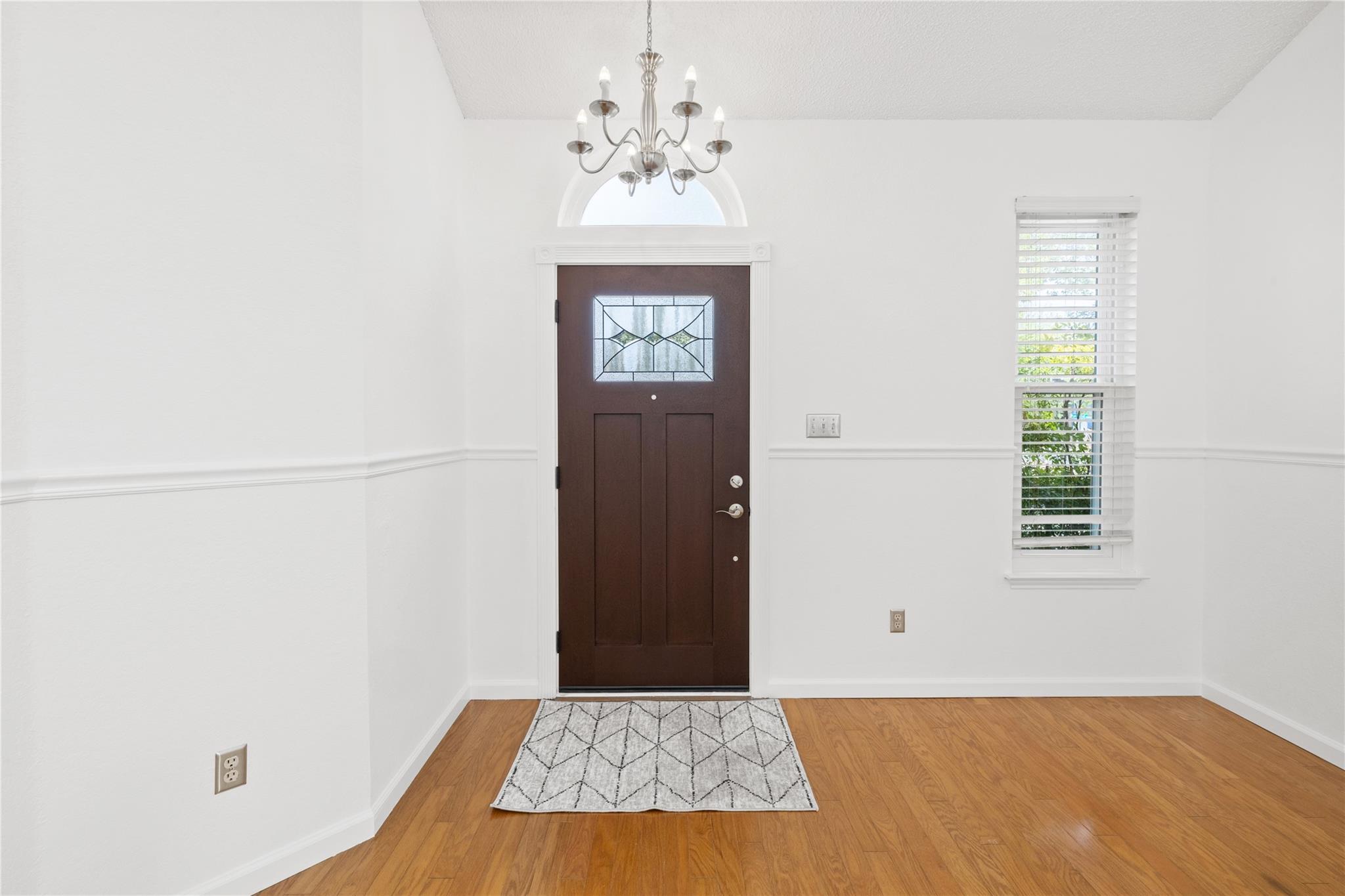 10900 Watchful Fox Dr, Austin, TX 78748