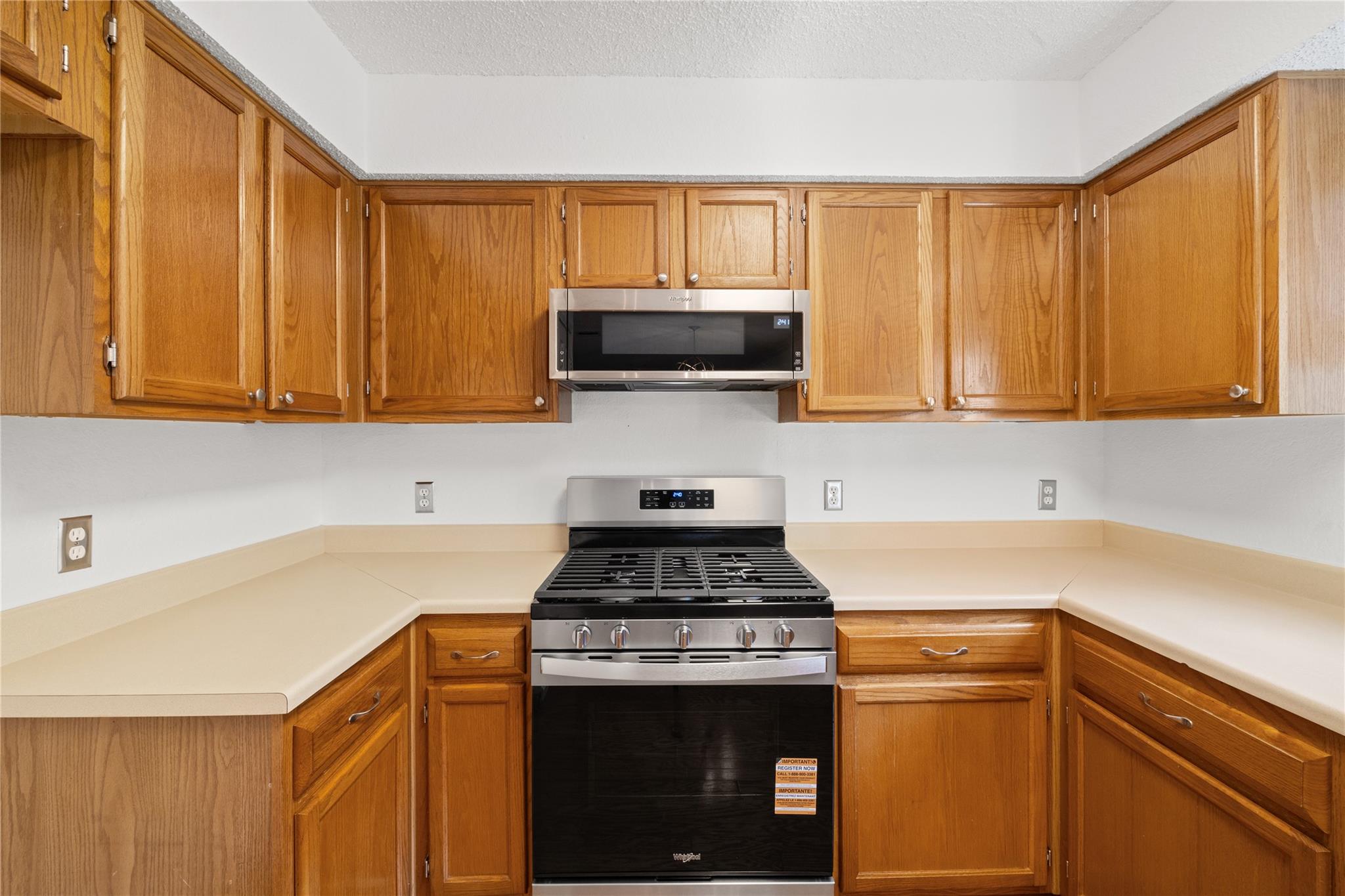 10900 Watchful Fox Dr, Austin, TX 78748