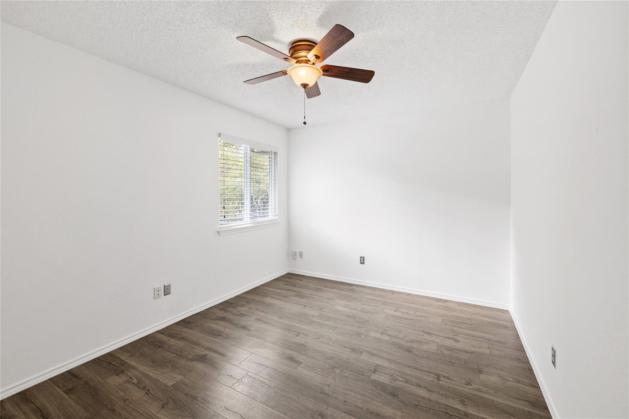 10900 Watchful Fox Dr, Austin, TX 78748