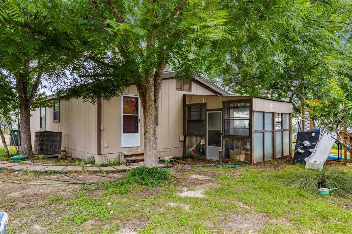 4519 Crawford Rd, Spicewood, TX 78669