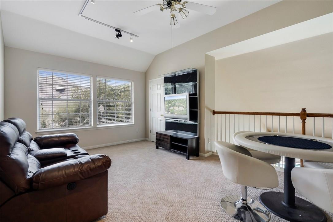 10033 Scull Creek Dr, Austin, TX 78730