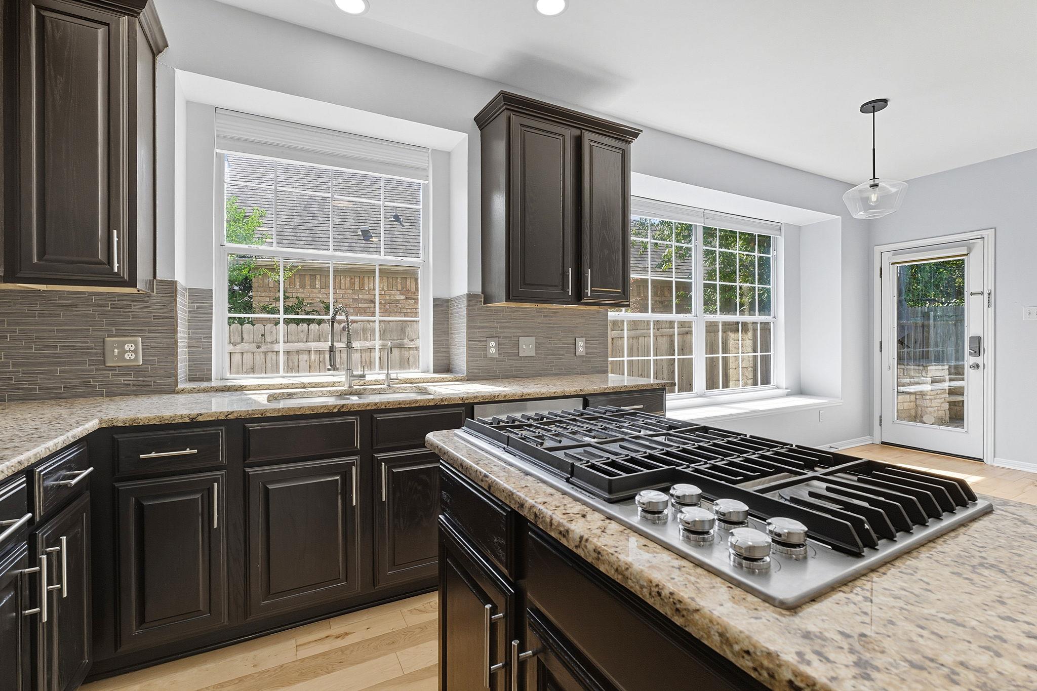 10033 Scull Creek Dr, Austin, TX 78730