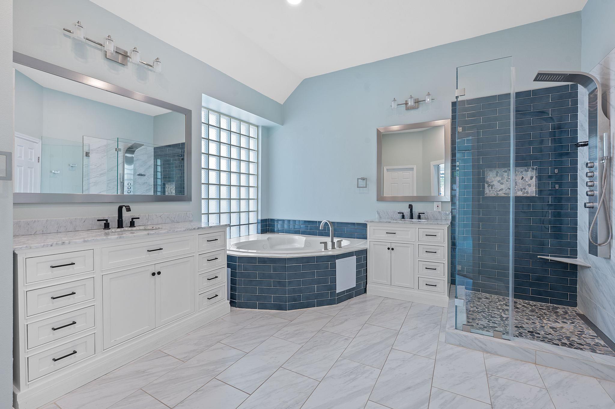 10033 Scull Creek Dr, Austin, TX 78730