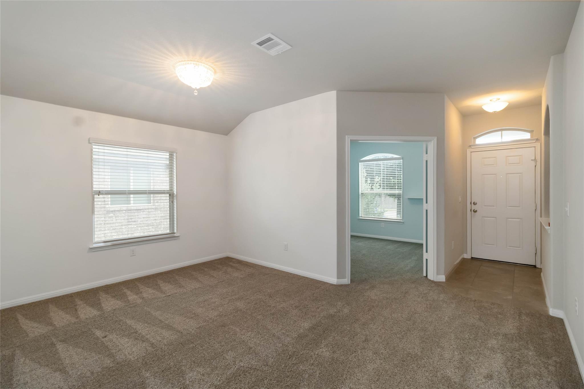 513 Buttermilk Ln, Leander, TX 78641