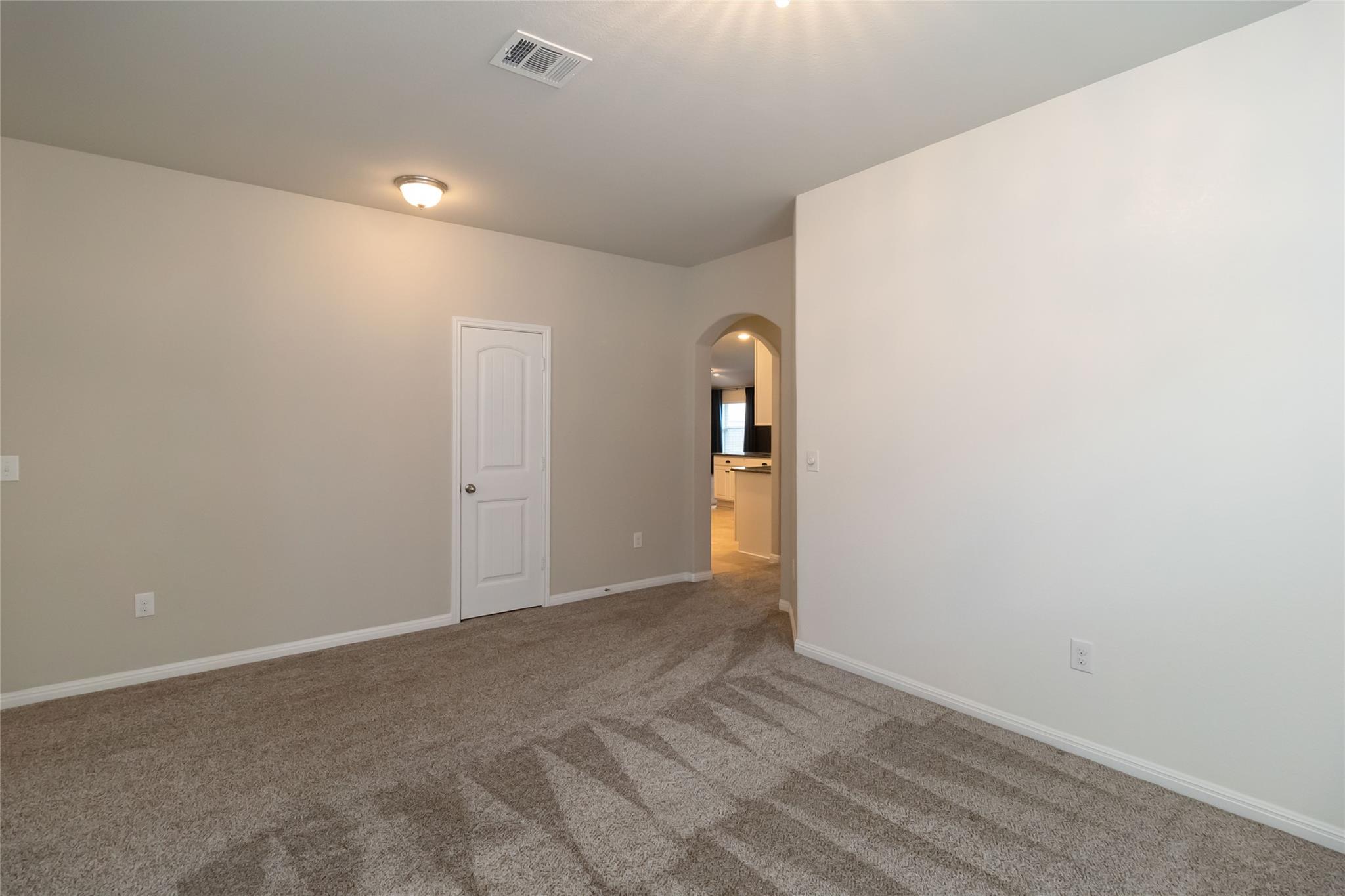 513 Buttermilk Ln, Leander, TX 78641