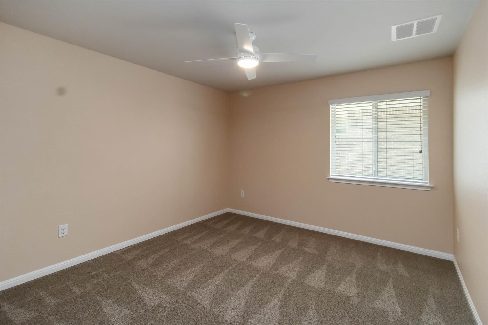 513 Buttermilk Ln, Leander, TX 78641