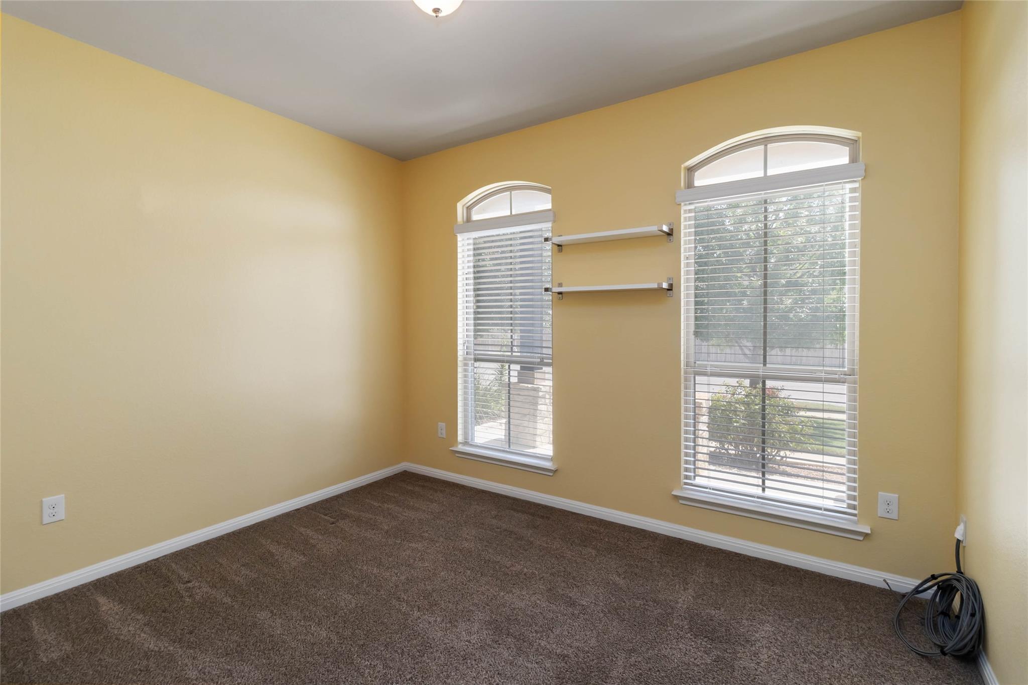 513 Buttermilk Ln, Leander, TX 78641