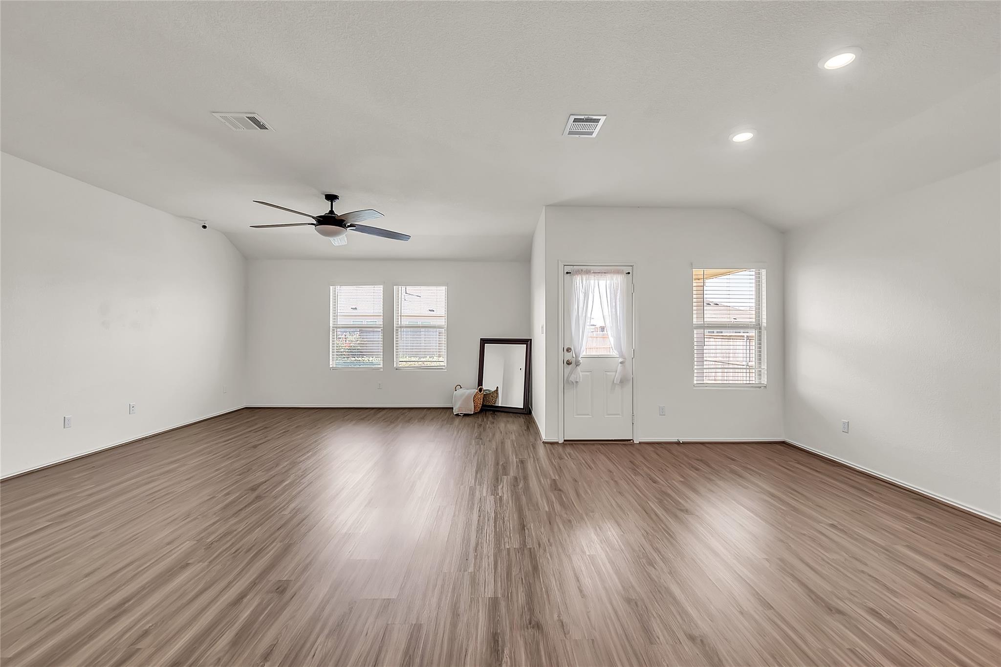 119 Esparza Dr, Bastrop, TX 78602