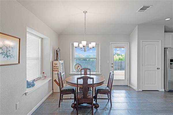 924 Canvasback Creek Dr, Leander, TX 78641