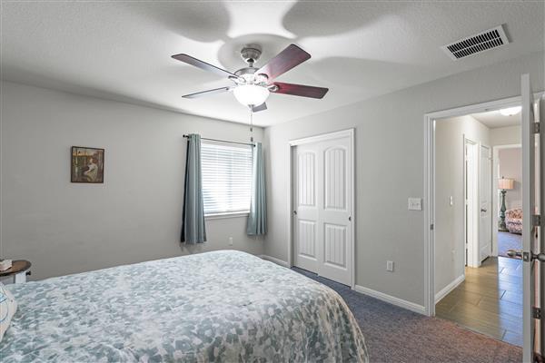 924 Canvasback Creek Dr, Leander, TX 78641