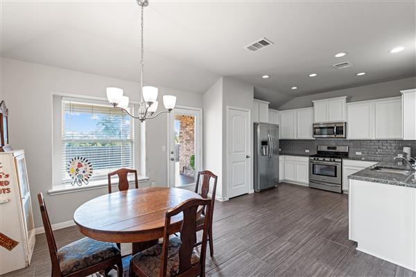 924 Canvasback Creek Dr, Leander, TX 78641