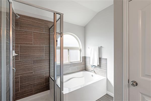 924 Canvasback Creek Dr, Leander, TX 78641