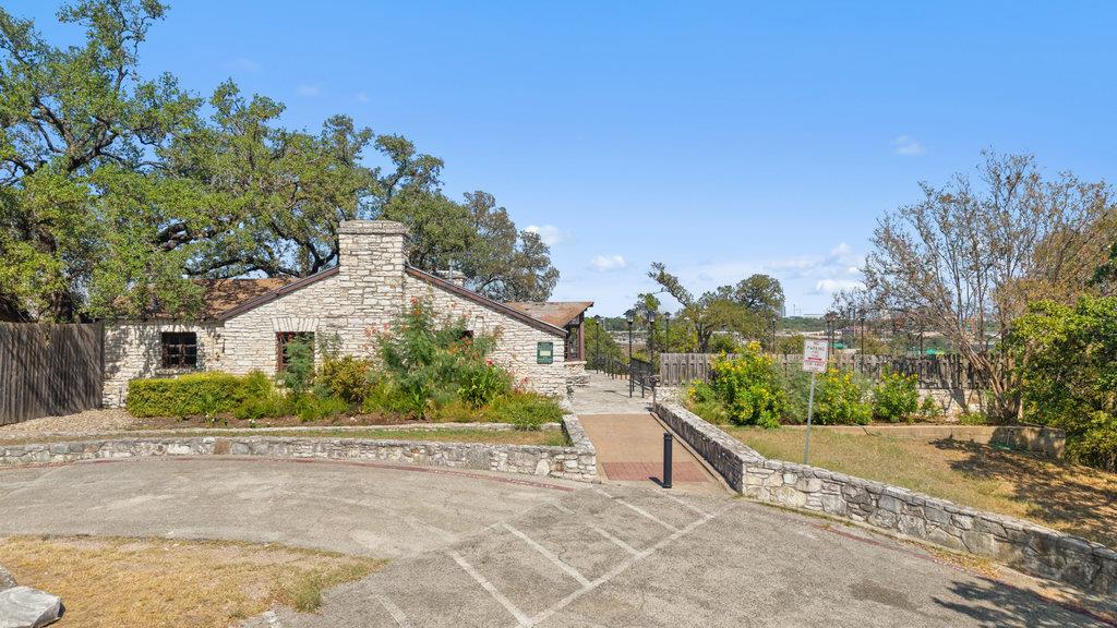 303 Ridgewood Rd, Austin, TX 78746