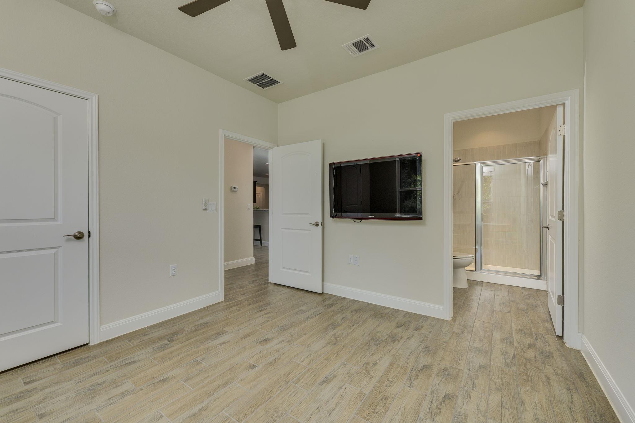 705 Holiday Creek Ln, Georgetown, TX 78633