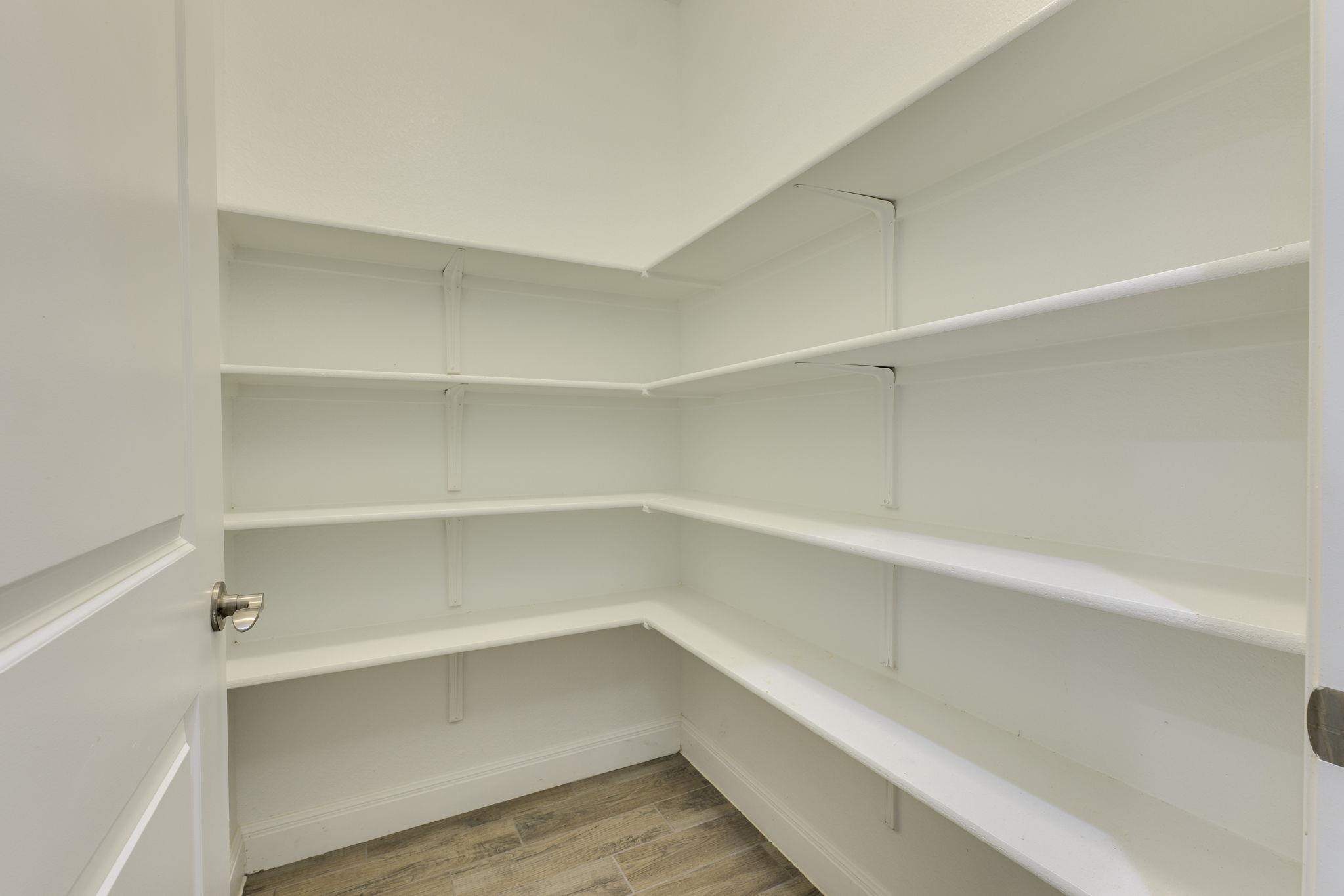 705 Holiday Creek Ln, Georgetown, TX 78633