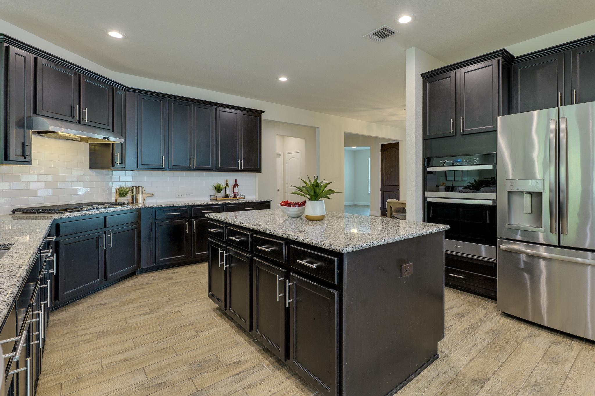 705 Holiday Creek Ln, Georgetown, TX 78633