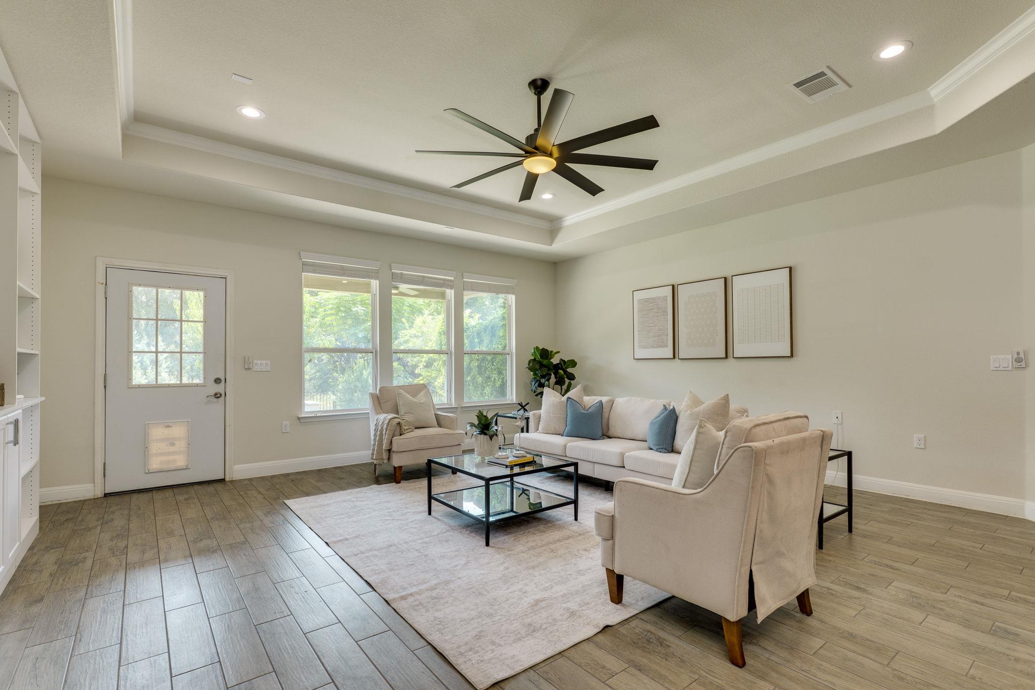 705 Holiday Creek Ln, Georgetown, TX 78633