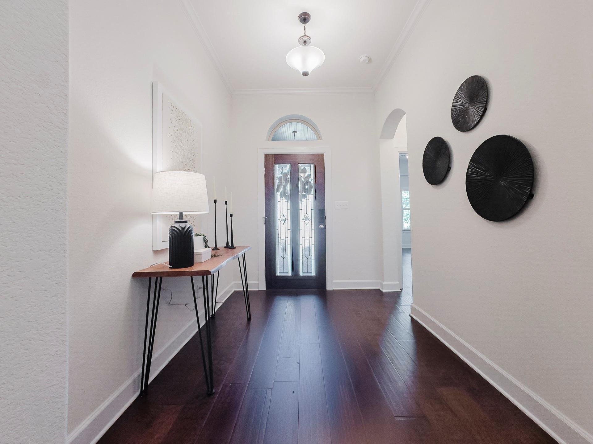 349 Arapaho Dr, Kyle, TX 78640