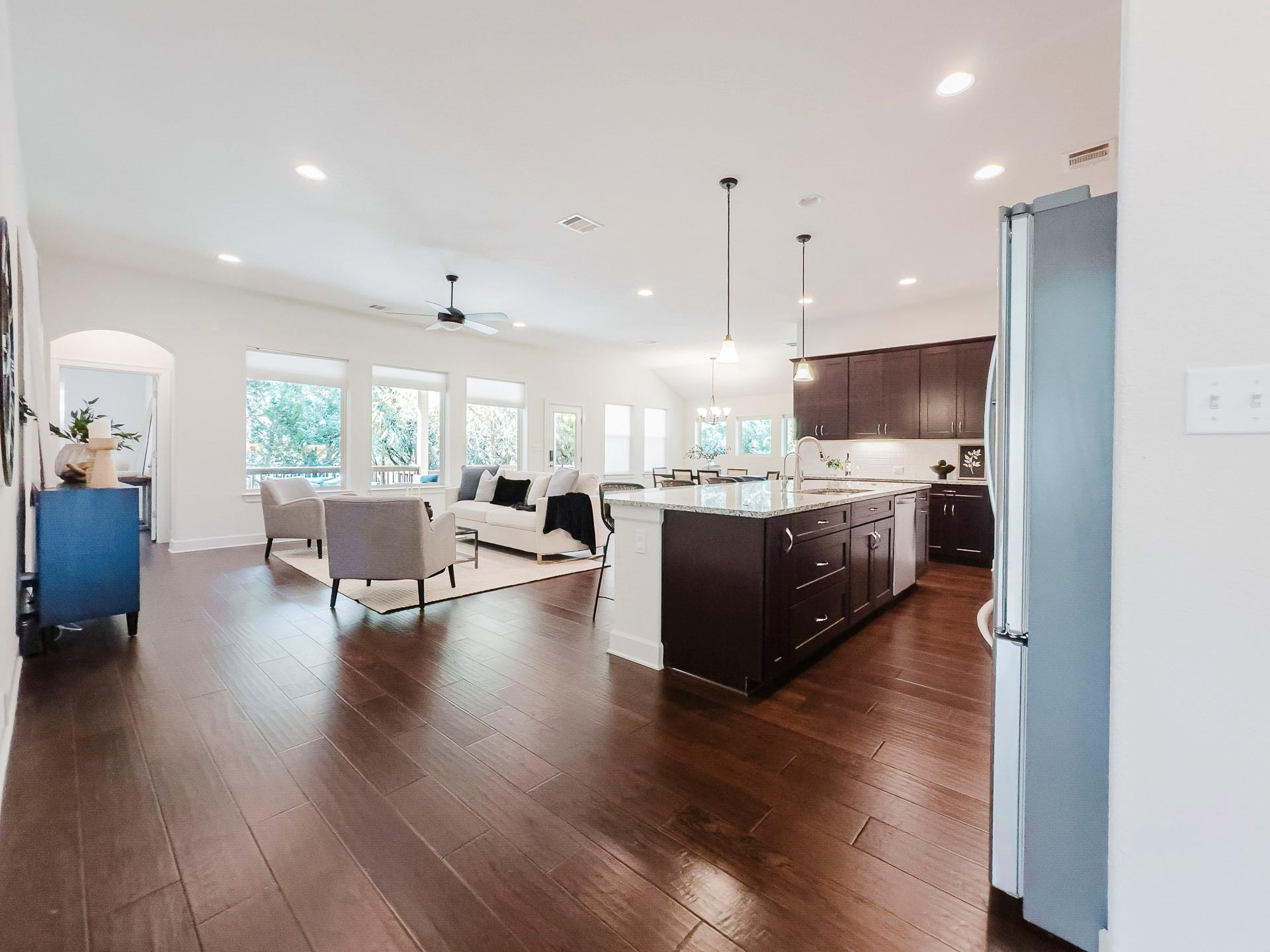 349 Arapaho Dr, Kyle, TX 78640