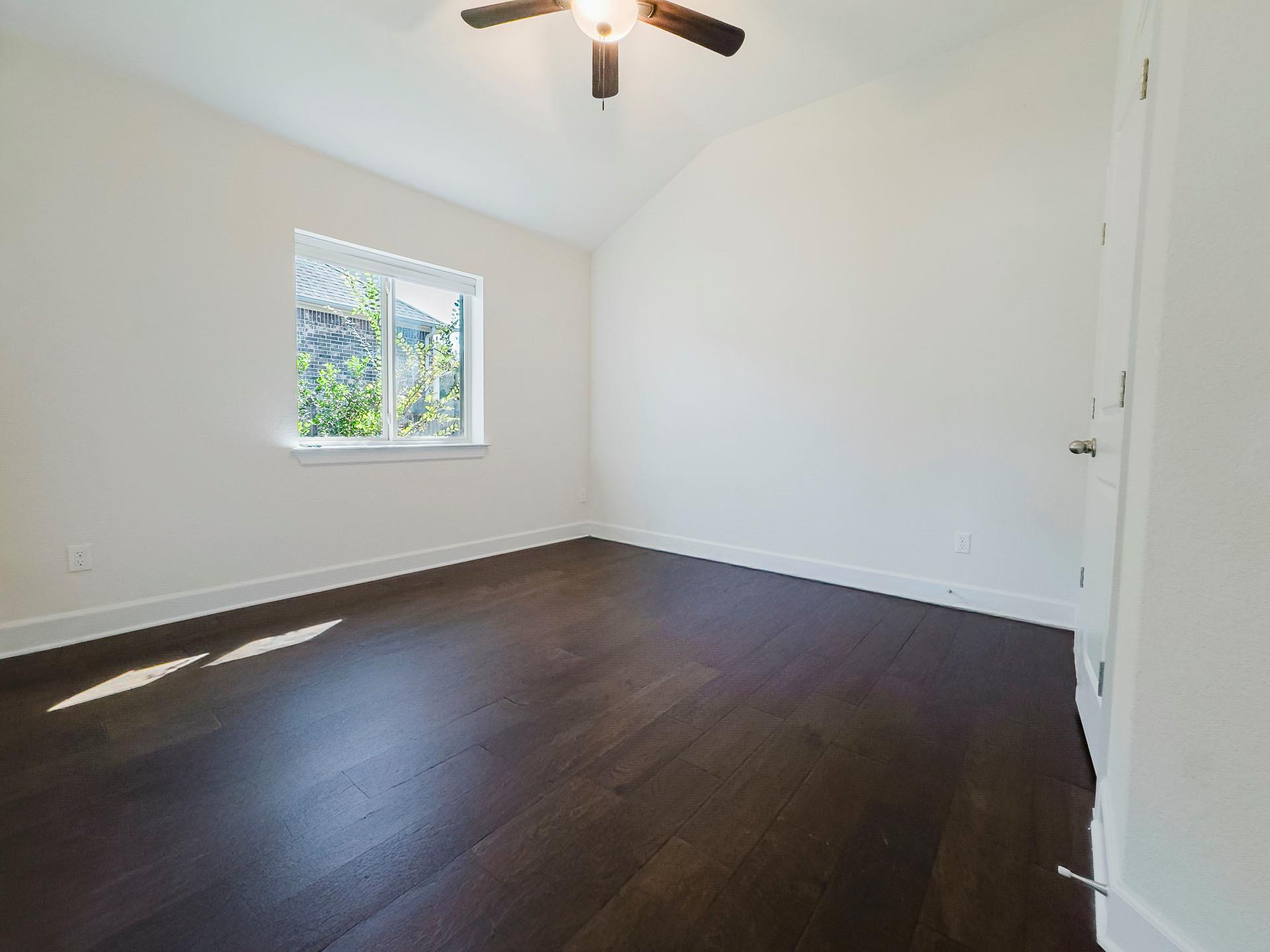 349 Arapaho Dr, Kyle, TX 78640