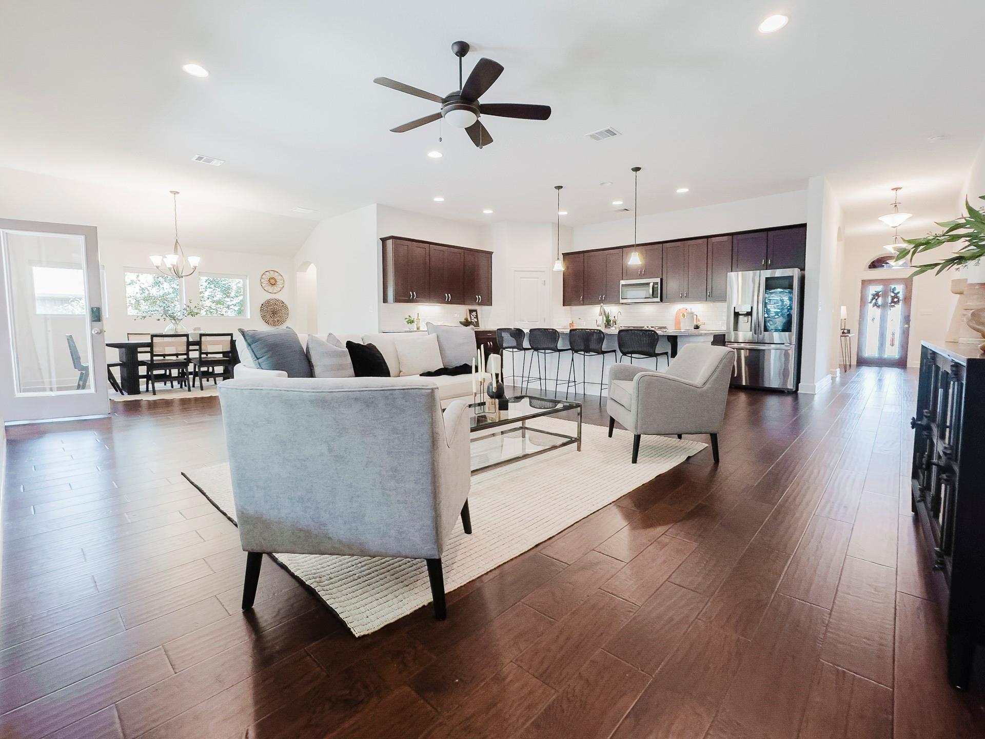 349 Arapaho Dr, Kyle, TX 78640