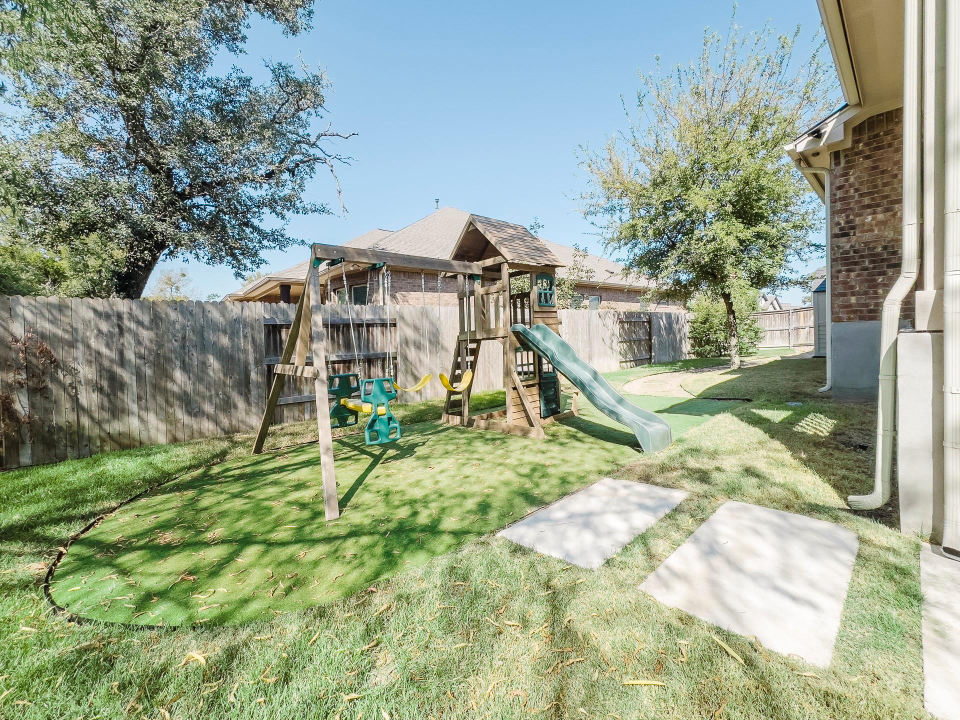 349 Arapaho Dr, Kyle, TX 78640