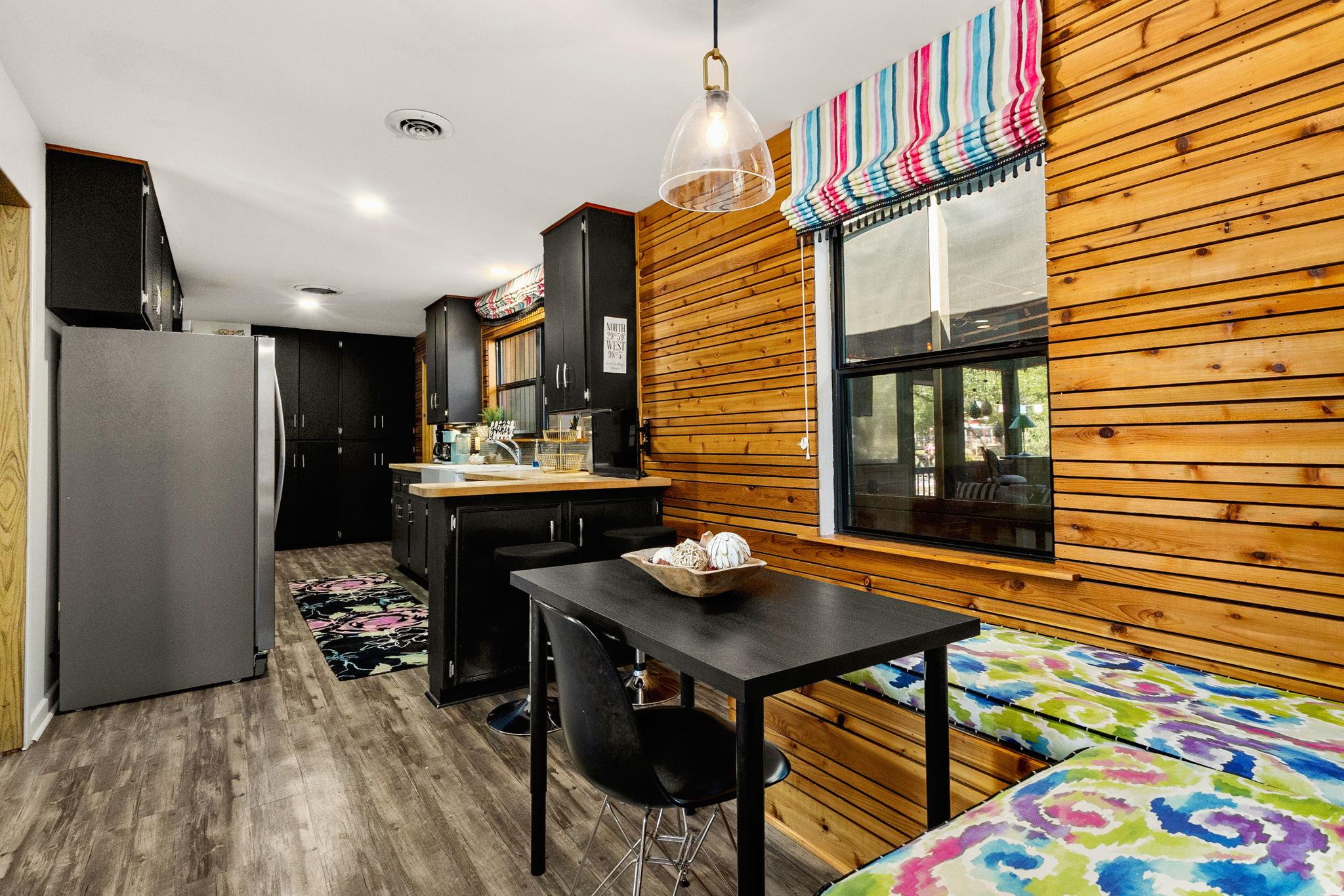 303 Lange Rd, Wimberley, TX 78676