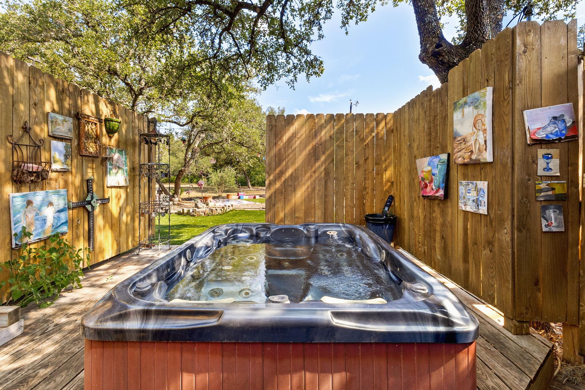 303 Lange Rd, Wimberley, TX 78676