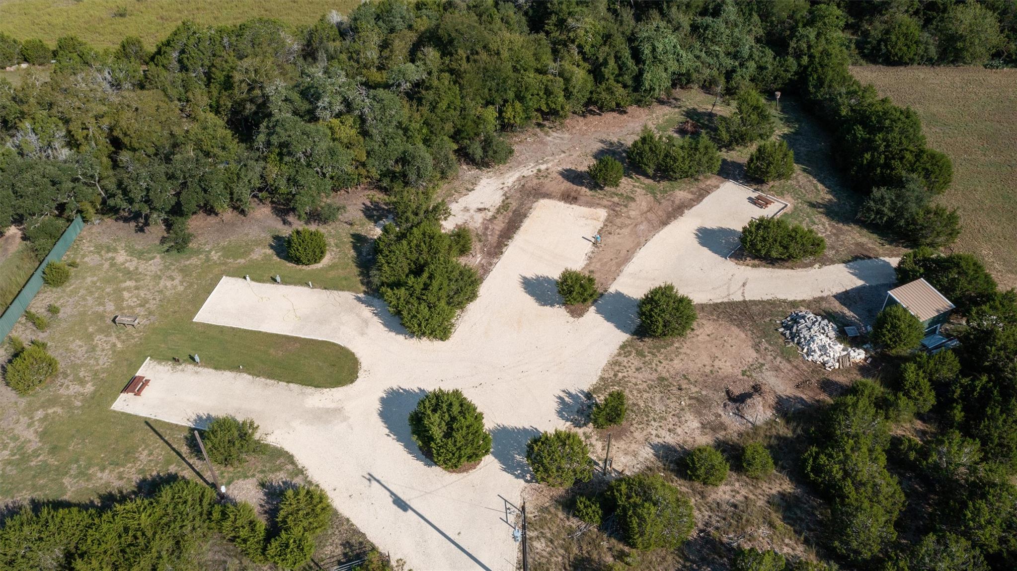 1040 County Road 323A, Liberty Hill, TX 78642