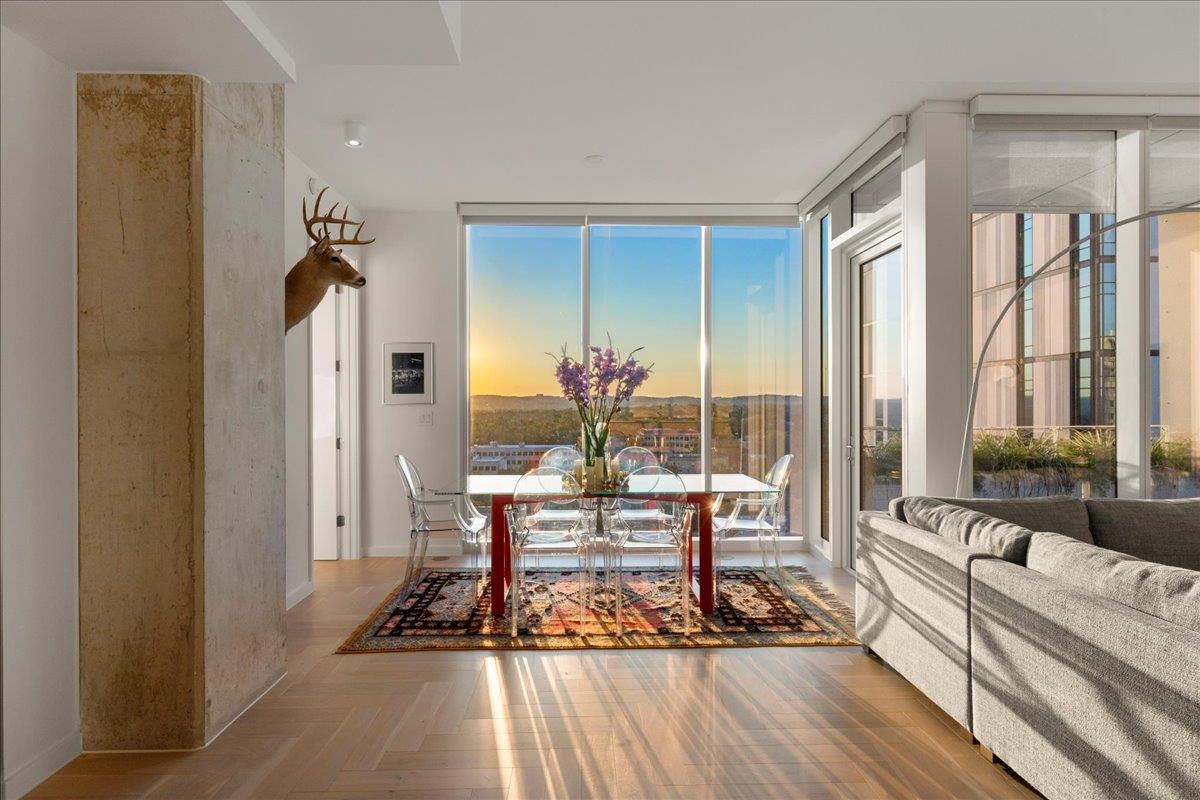 313 W 17th St # 1104, Austin, TX 78701