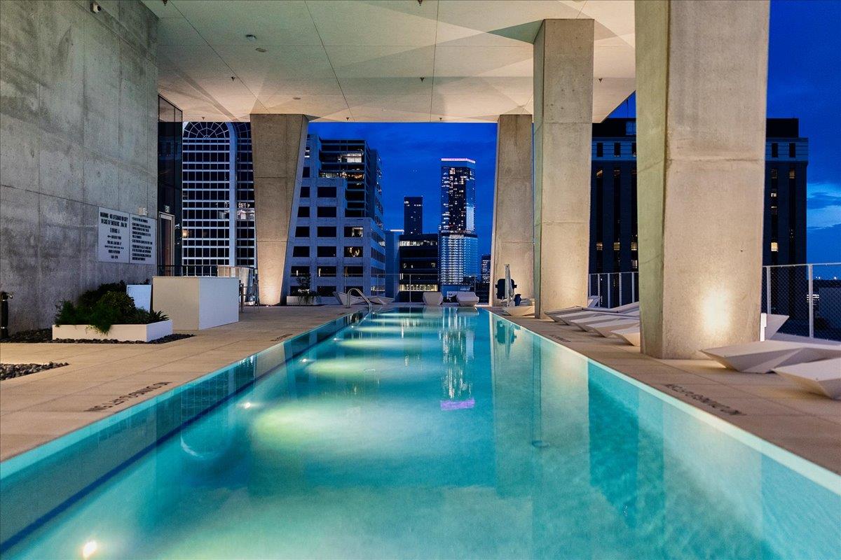 313 W 17th St # 1104, Austin, TX 78701