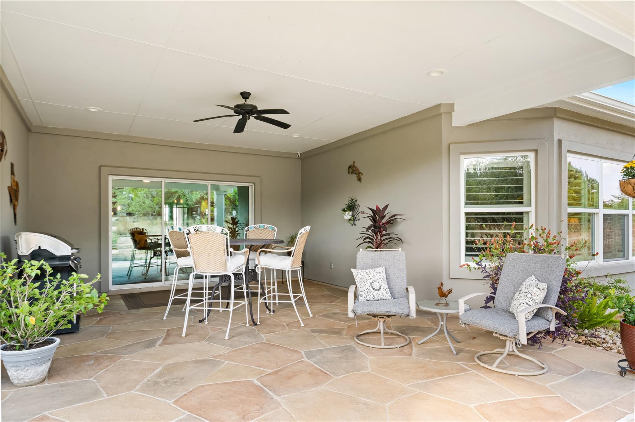 155 Bristlecone Dr, Driftwood, TX 78619