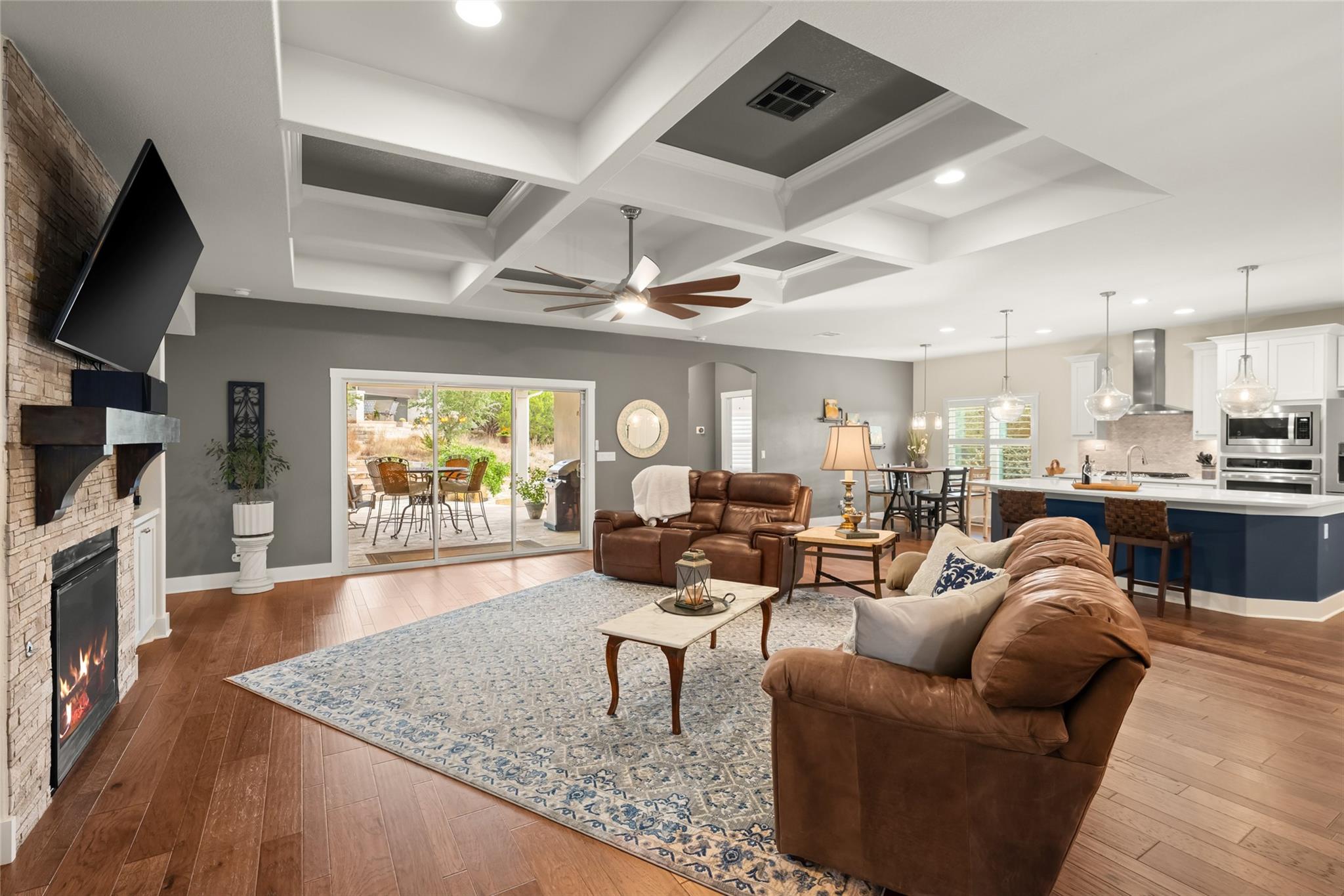 155 Bristlecone Dr, Driftwood, TX 78619