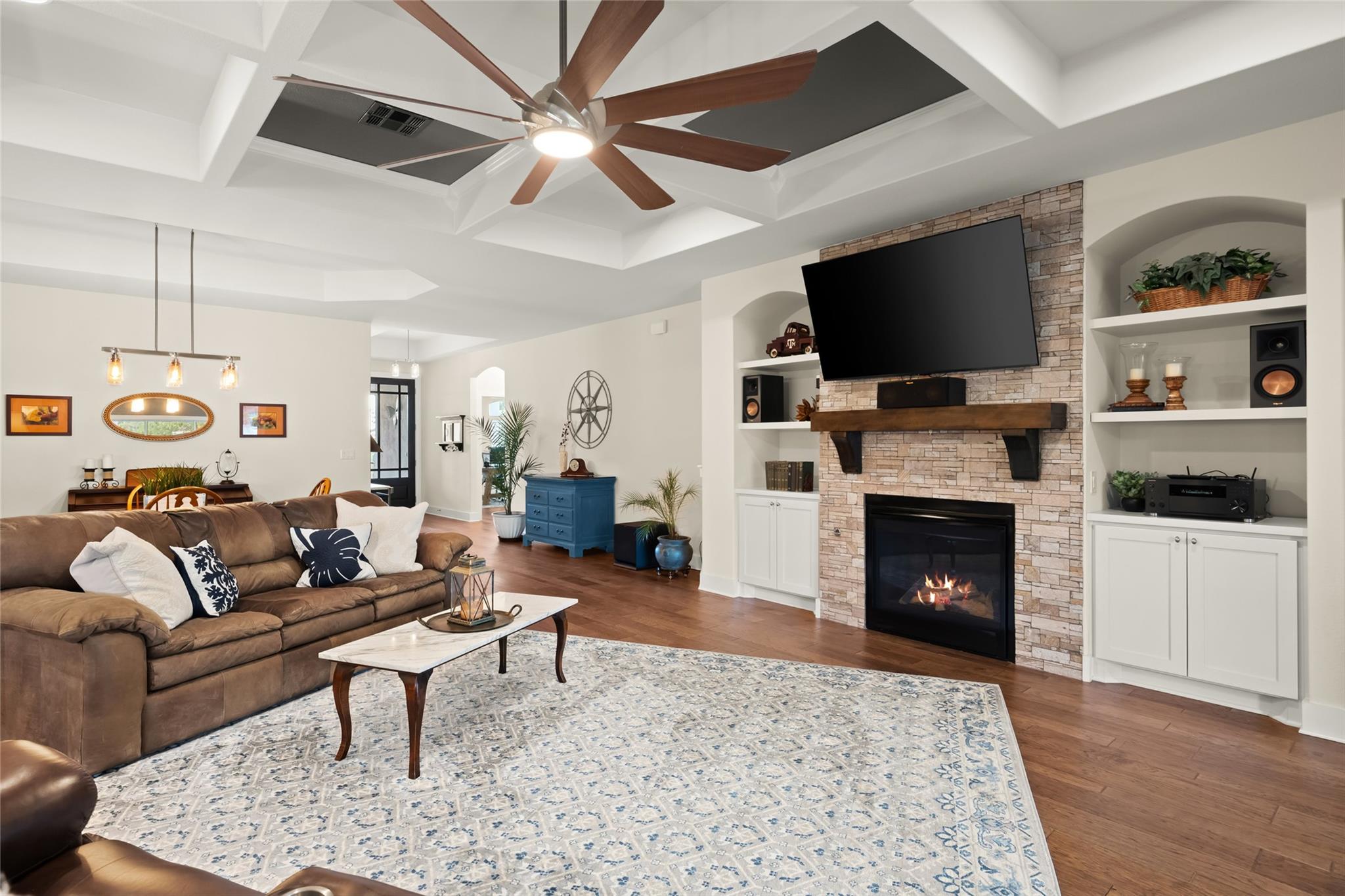 155 Bristlecone Dr, Driftwood, TX 78619