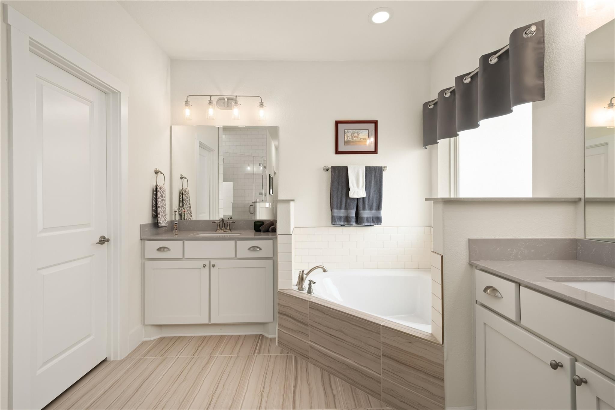 155 Bristlecone Dr, Driftwood, TX 78619